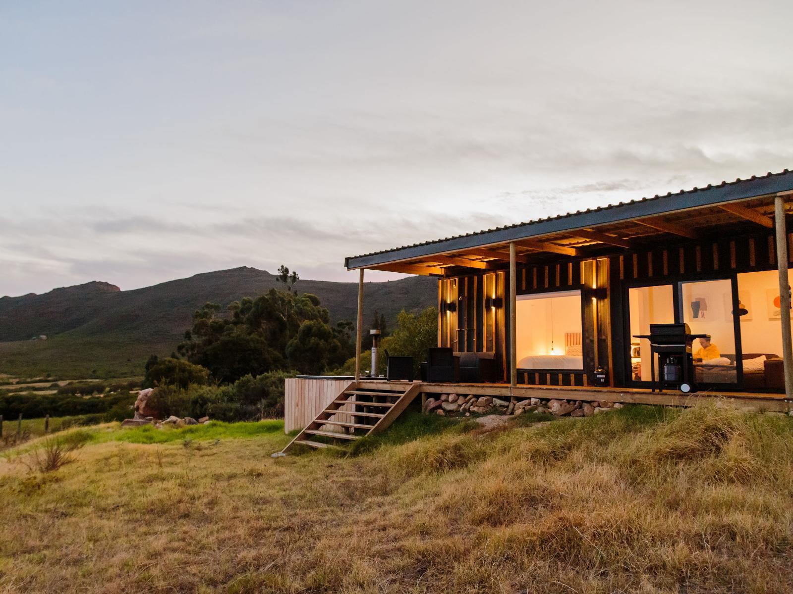 Glory Days Cabin | Springsteen Cabins, Bed