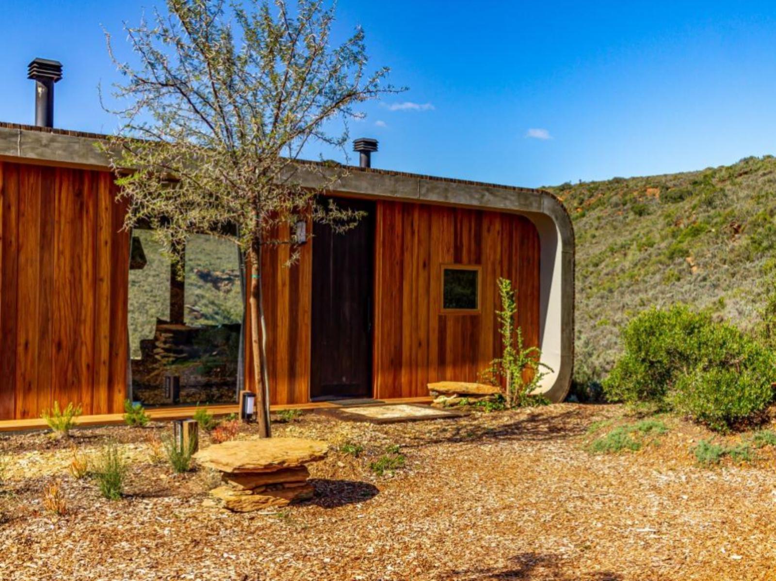 Waterfall Eco Pod | Melozhori, Bed